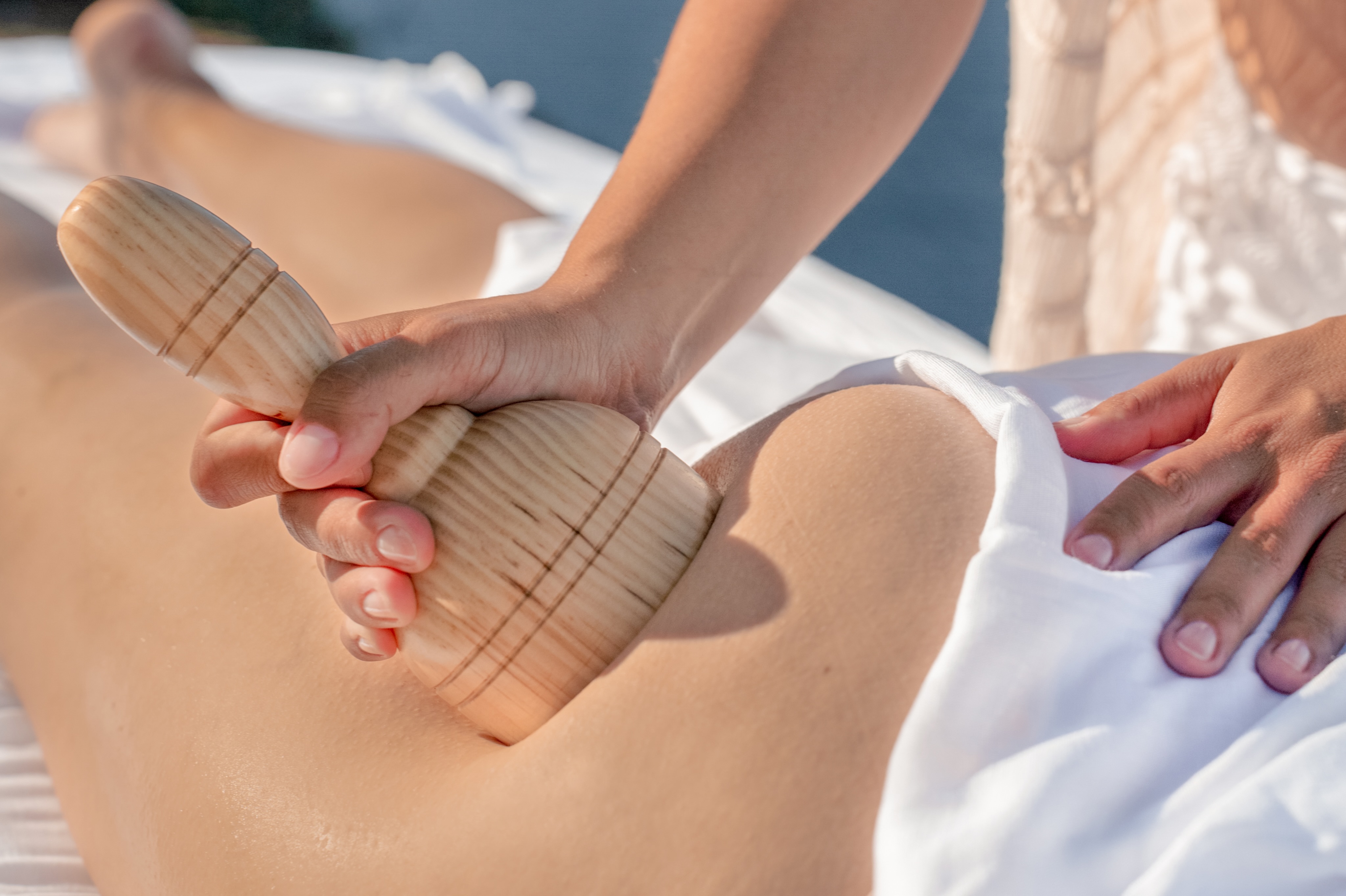Elevate your body care routine with maderotherapy ✨
A natural, non-invasive treatment designed to stimulate circulation, support lymphatic drainage, reduce the appearance of cellulite and improve skin tone 🌿

The result? A more sculpted, revitalized and balanced body.

Wellness, redefined — naturally.

#Maderotherapy #BodySculpting #WellnessJourney #NaturalBeauty #lymphaticdrainage